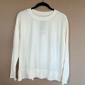 Lucky Brand crewneck top.  Size M